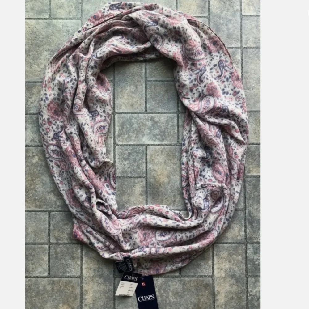Chaps Loop Scarf - Picture 4 of 13